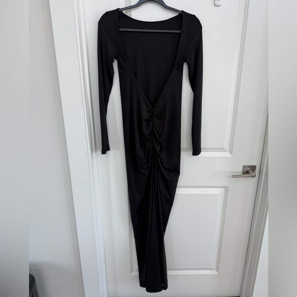 BABYBOO - Elegant Black Backless Dress - Picture 3 of 5